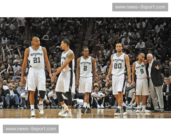 NBA球星场外新闻回顾：你不知道的赛场之外的故事